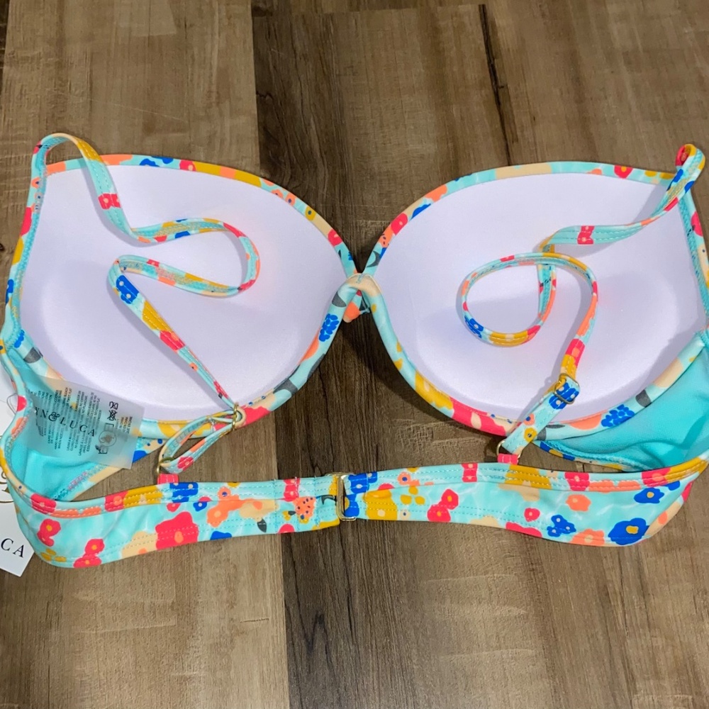 CYN & LUCA Floral Bikini Top Size XL - Picture 5 of 5